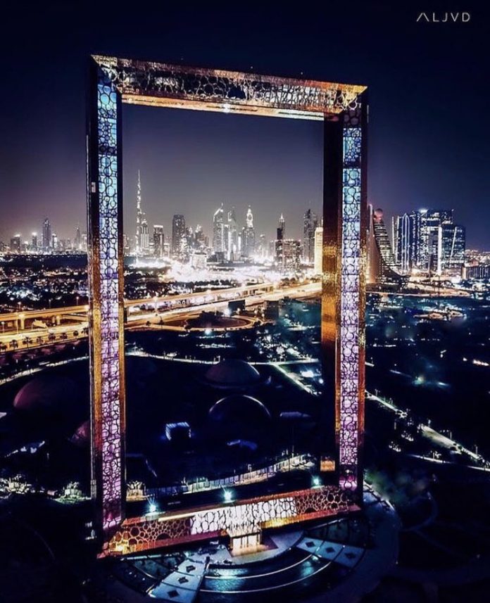 Dubai Frame Night