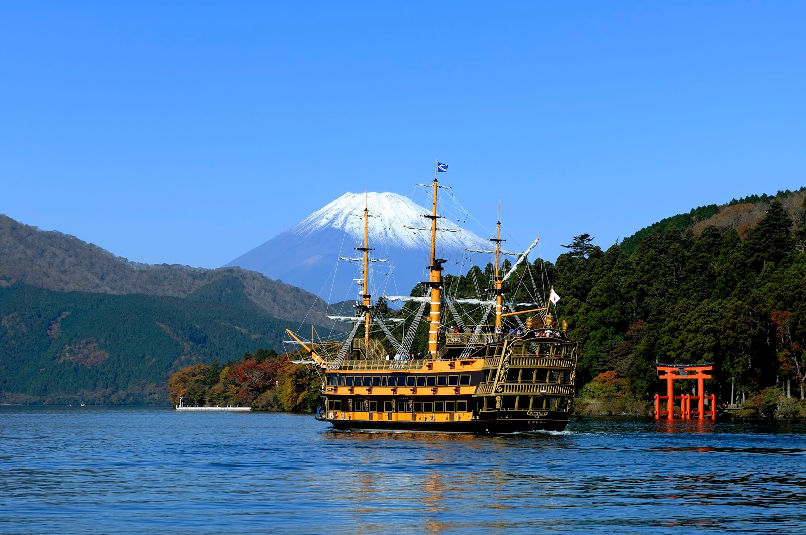 lake ashi cruise